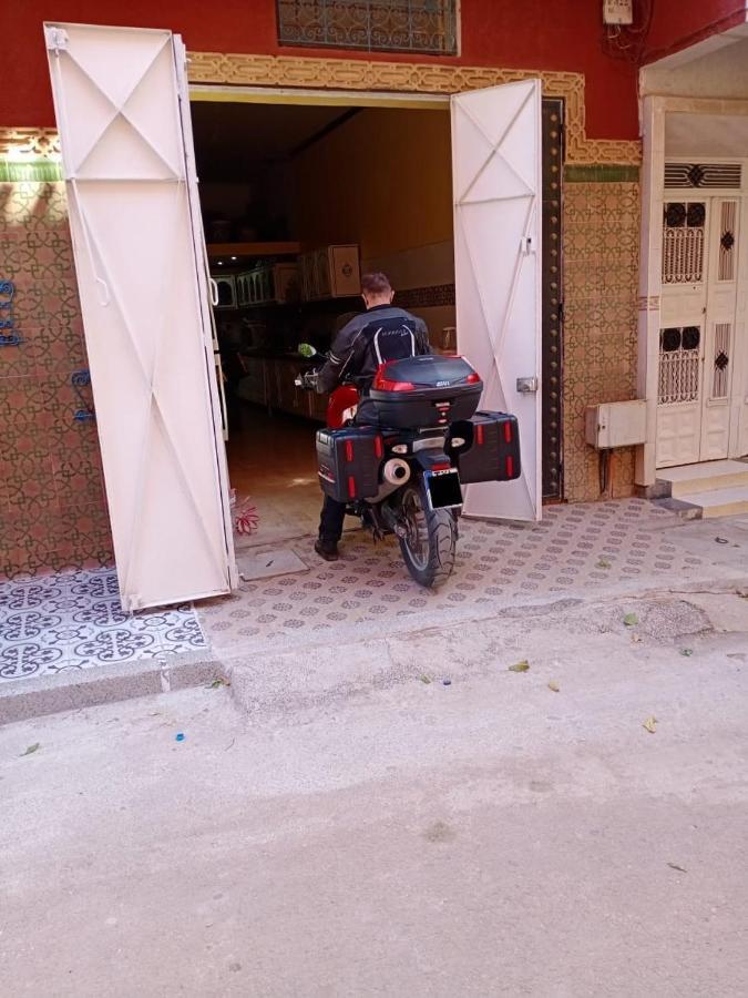 מקנס Riad Mogador מראה חיצוני תמונה