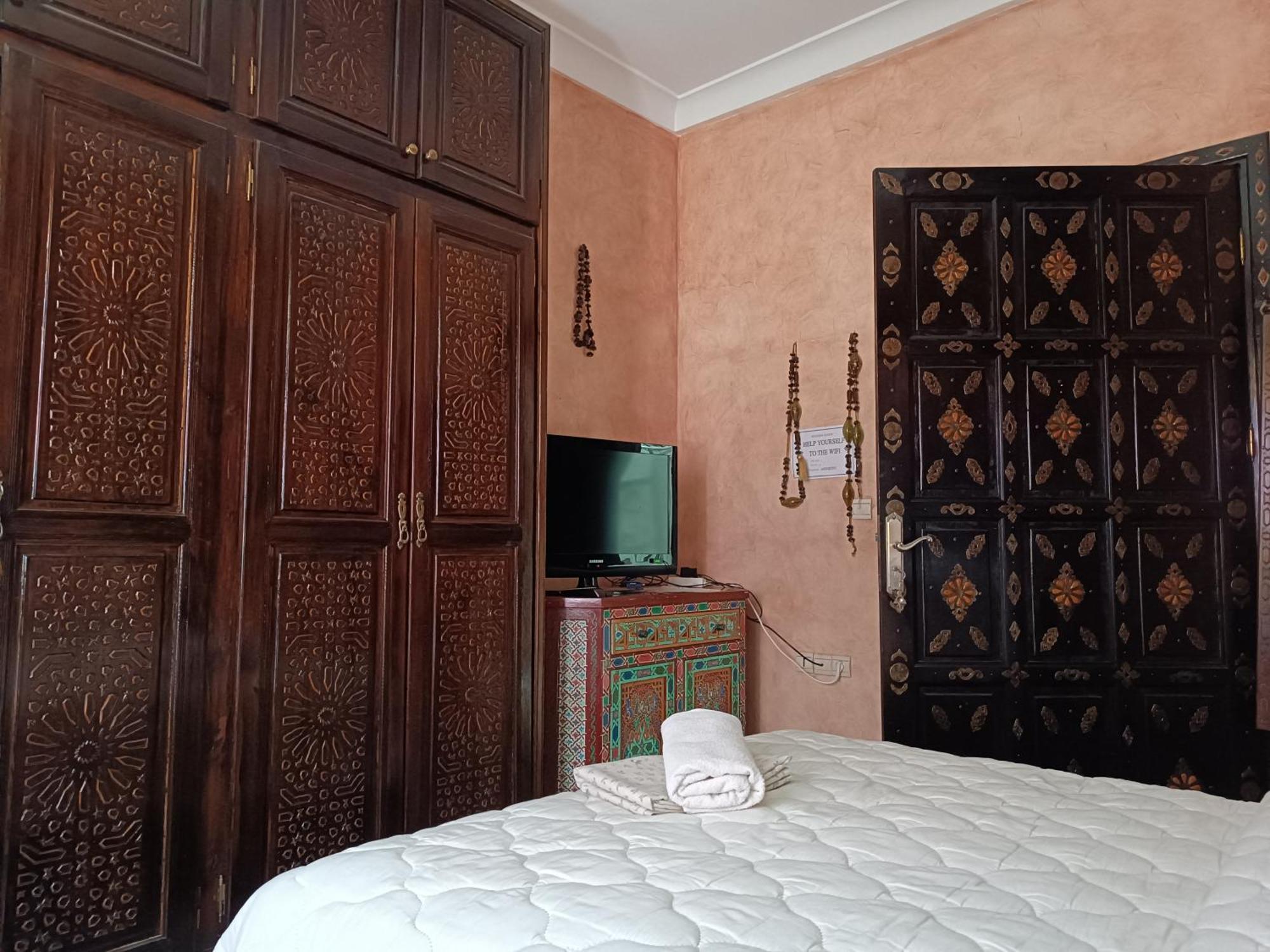 מקנס Riad Mogador מראה חיצוני תמונה