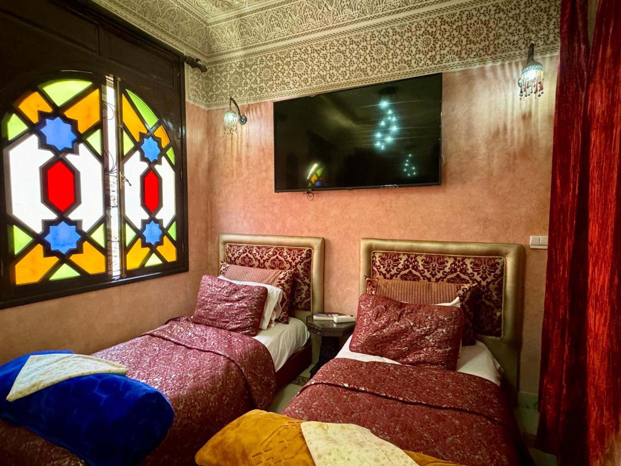 מקנס Riad Mogador מראה חיצוני תמונה